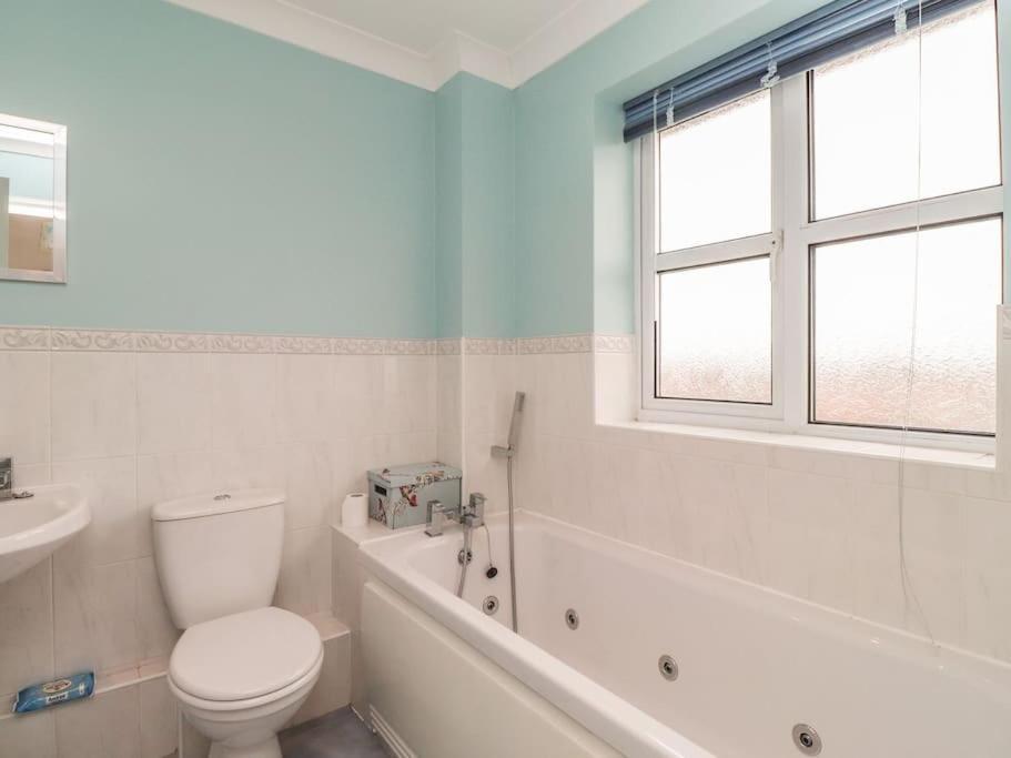 Stunning Seaviews - Beach House - Jacuzzi Bath Tub Littlestone-on-Sea Esterno foto