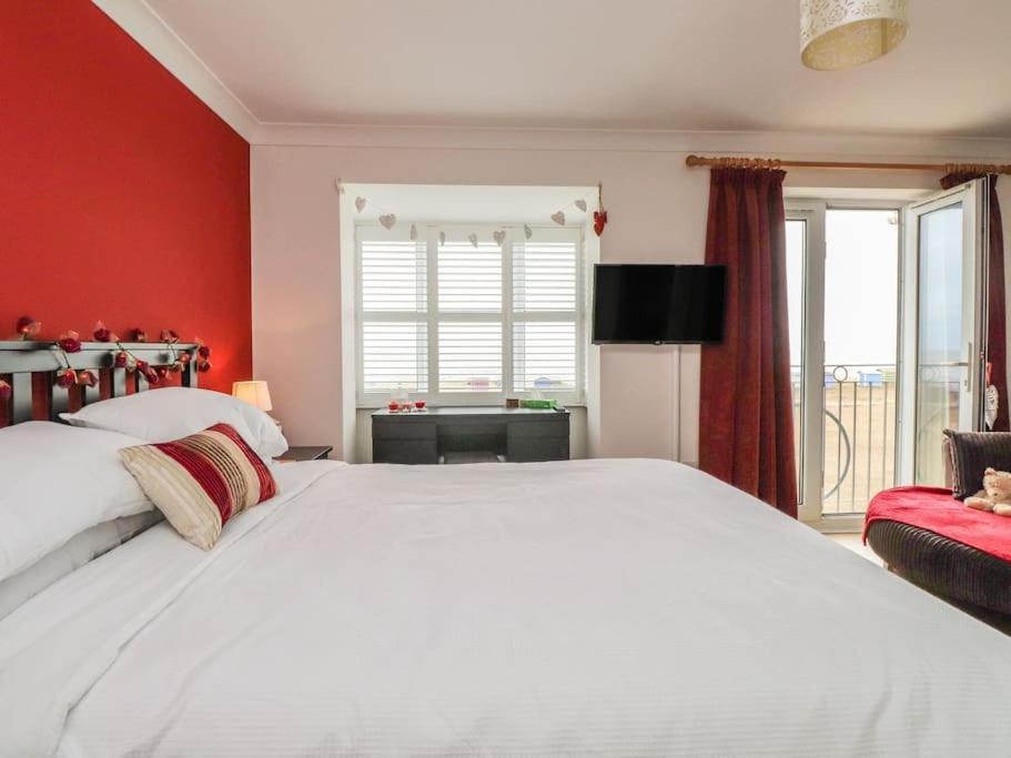 Stunning Seaviews - Beach House - Jacuzzi Bath Tub Littlestone-on-Sea Esterno foto