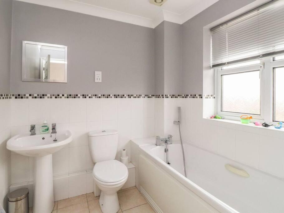 Stunning Seaviews - Beach House - Jacuzzi Bath Tub Littlestone-on-Sea Esterno foto